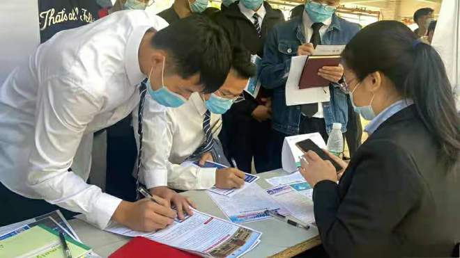 張雪峰推薦：5個(gè)“最吸金”的本科專(zhuān)業(yè)畢業(yè)能拿高薪