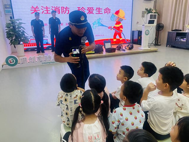 深圳馬田街道開(kāi)展消防安全知識(shí)進(jìn)校園活動(dòng)
