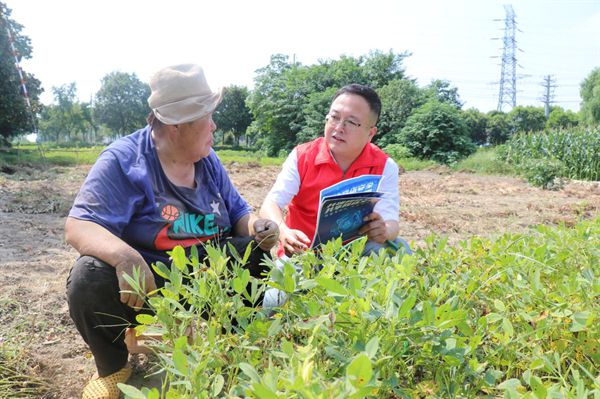 江蘇泰興：下好宣傳防范“先手棋”筑牢網(wǎng)絡(luò)安全“防火墻”
