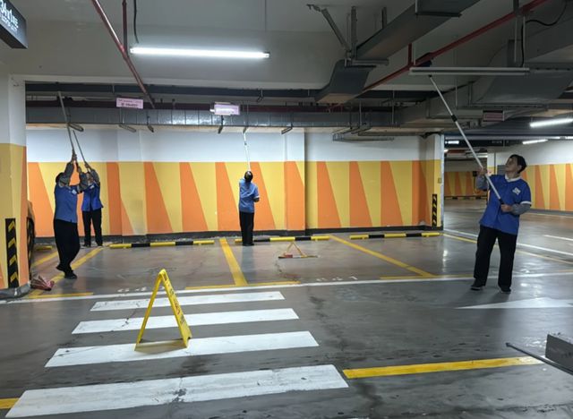 九游體育網(wǎng)站:住小區(qū)5年才知道5種情況下能減免50%物業(yè)費(fèi)后悔太晚知道了(圖3)