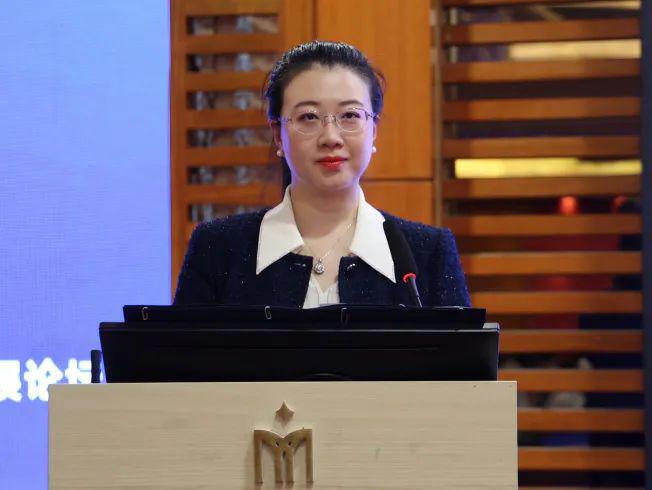 九游體育：第三屆大連仲裁周系列活動(dòng)之?dāng)?shù)智驅(qū)動(dòng)·法仲護(hù)航——數(shù)據(jù)要素與人工智能賦能實(shí)體經(jīng)濟(jì)高質(zhì)量發(fā)展論壇成功舉辦