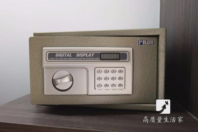 入住酒店拿到房卡后為什么要第一時間扔掉房卡套？(圖9)